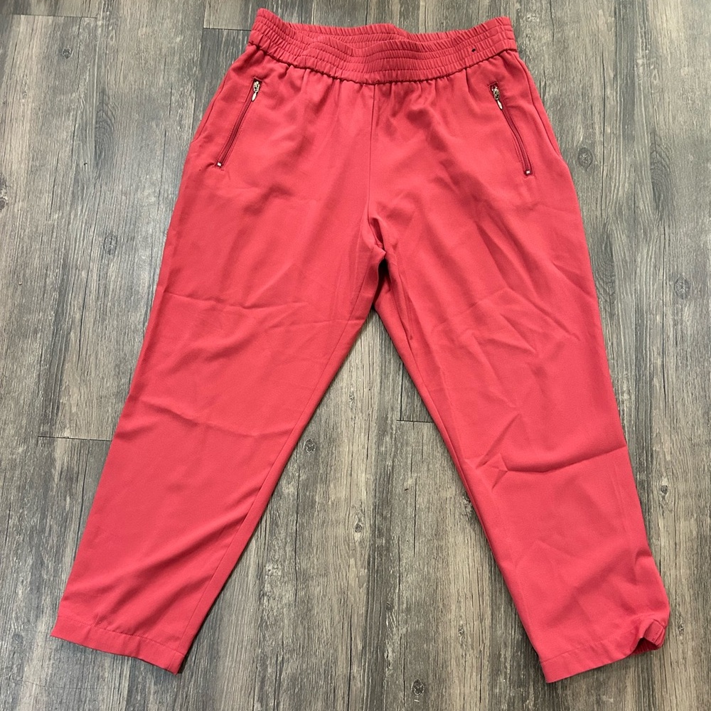 New York Company Women's Coral Cropped Elastic Waist Zip Pocket‎ Pants Size M